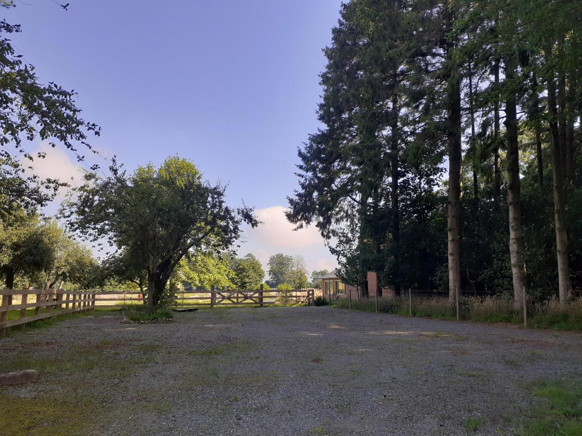 Les Gites Du Chateau De Maltot Saint-Ouen-du-Breuil Exterior photo